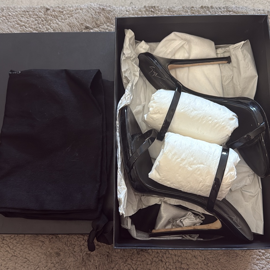 Giuseppe Zanotti Leather Darcey